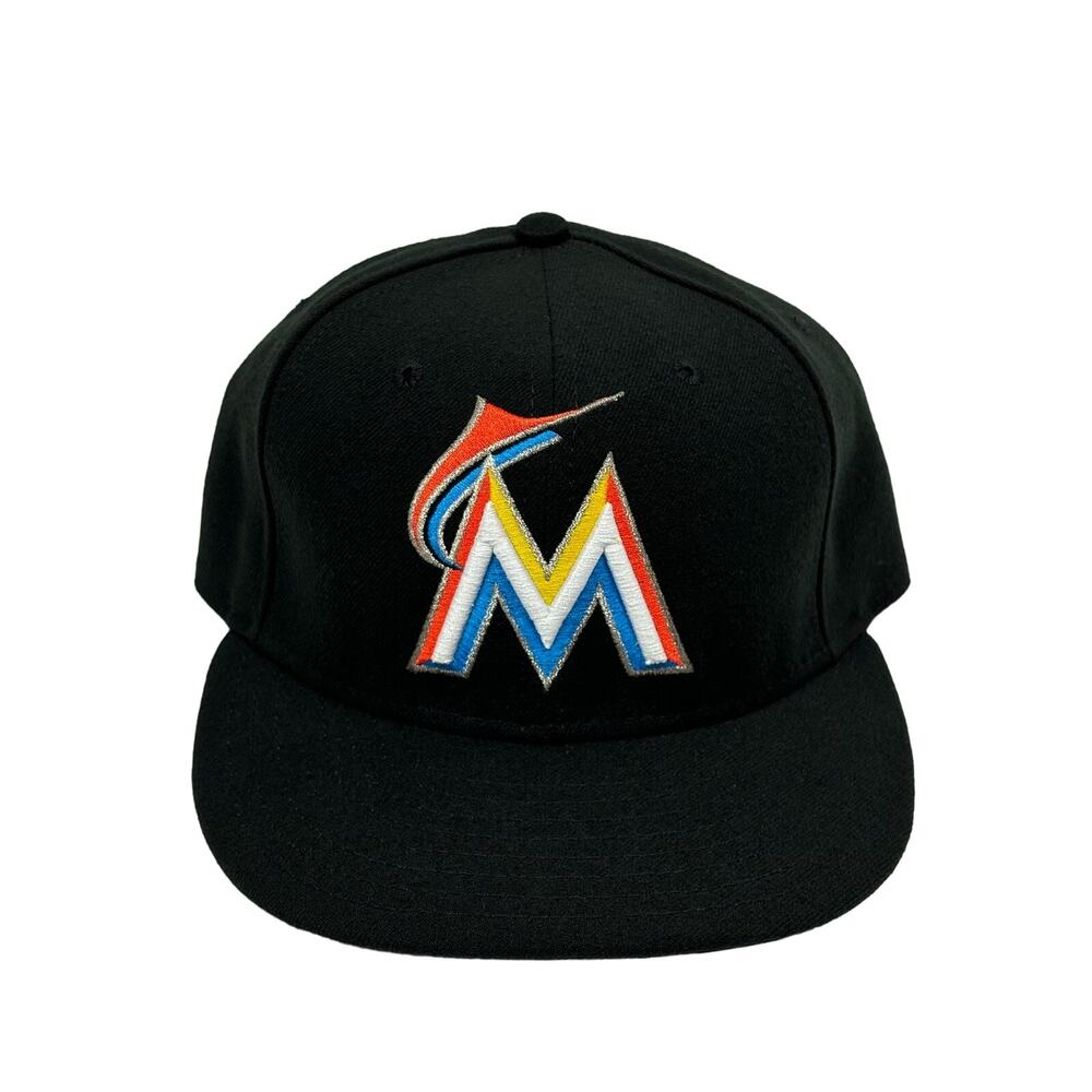 Miami Marlins New Era 59Fifty Fitted 7 1/8 Hat Cap Men Women MLB Baseball Black